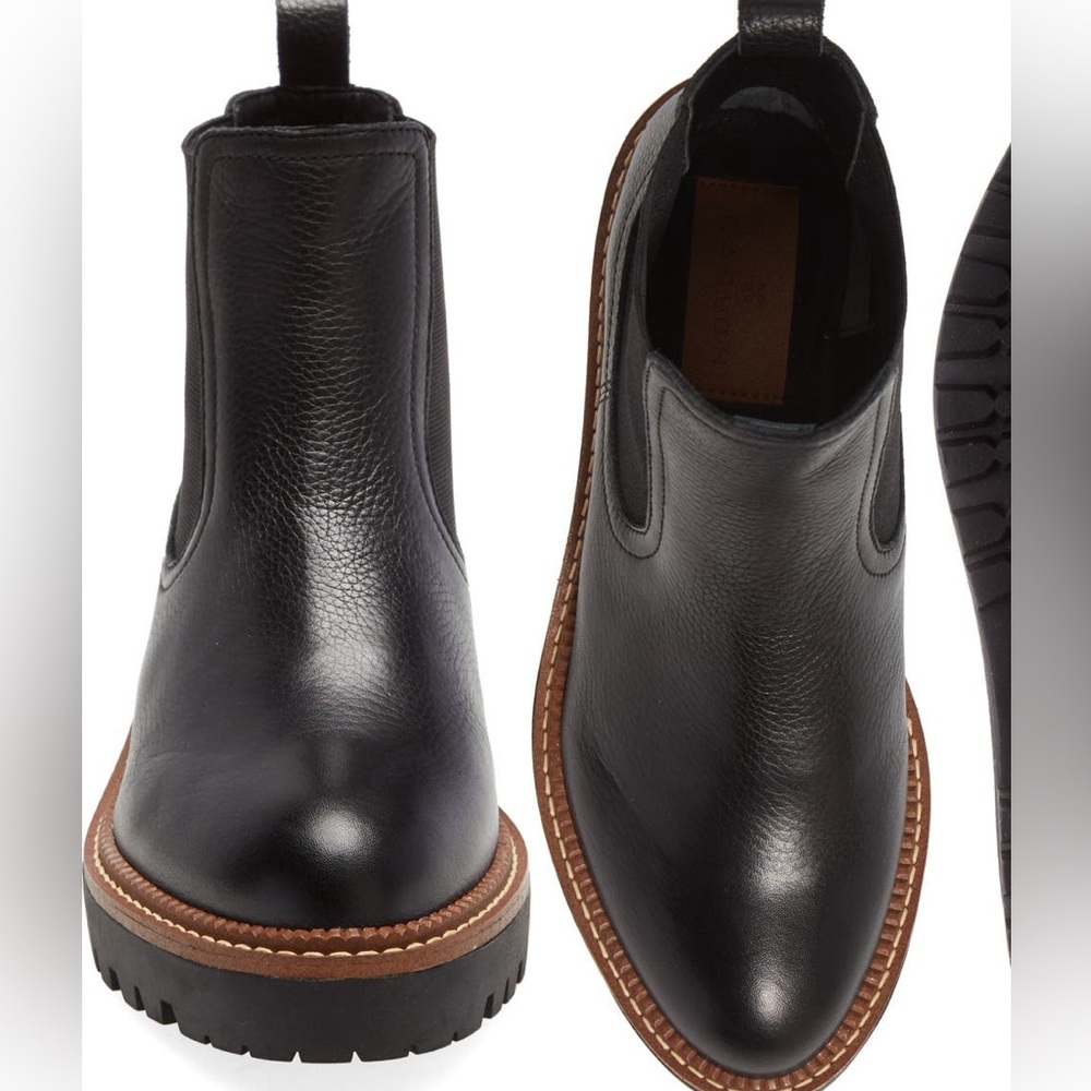 Caslon Miller water resistant blk leather Chelsea boot- Size 8